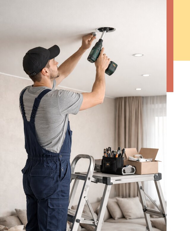 Установка и монтаж точечных светильников в натяжной потолок в Валуйках от 1916 руб. | ОТДЕЛОЧНИК-Вли