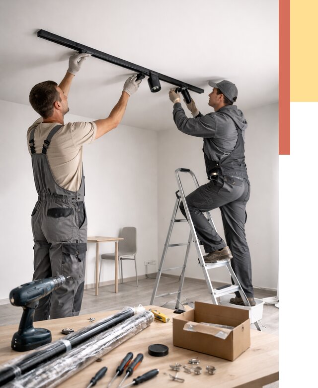 Установка трековых светильников в натяжной потолок в Валуйках от 4471 руб. | ОТДЕЛОЧНИК-Вли